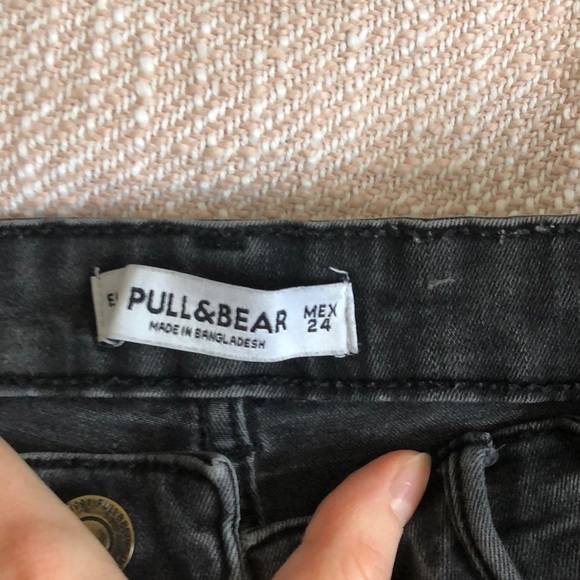 Charcoal coloured skinny jeans from Pull & Bear - Picture 2 of 2